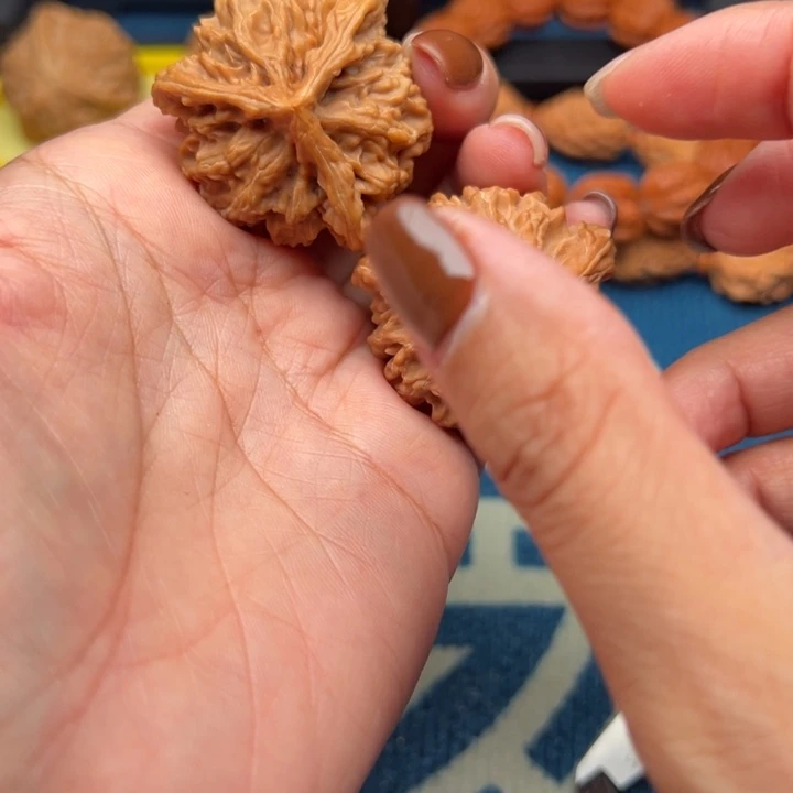 吊坠桃核文玩核桃三棱