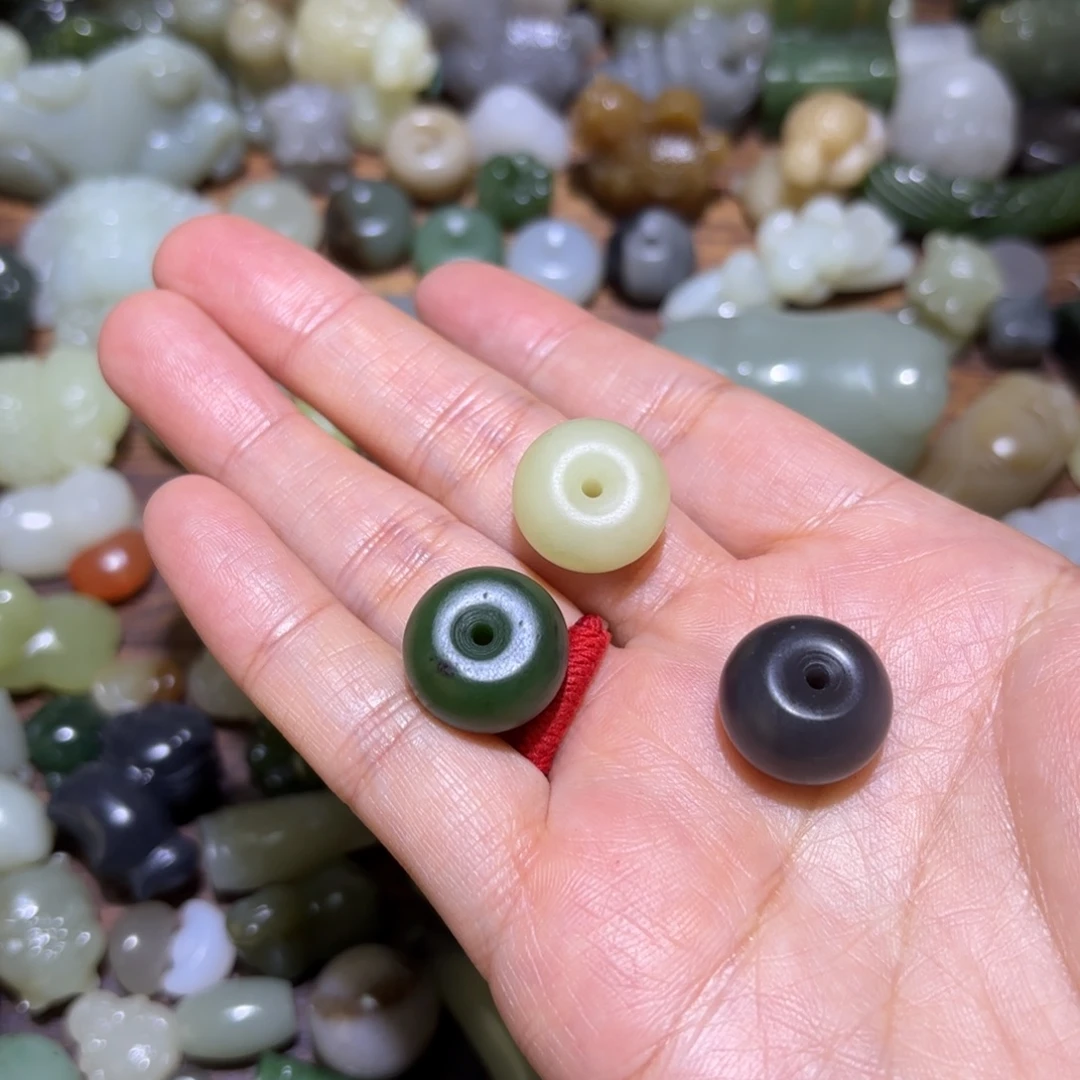 ****心和田玉未镶嵌珠宝半成品