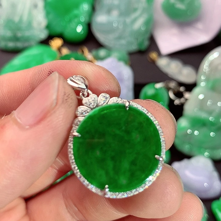 翡翠未镶嵌吊坠(不含链)