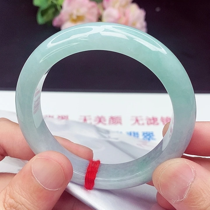 翡翠手镯未镶嵌57.8圈