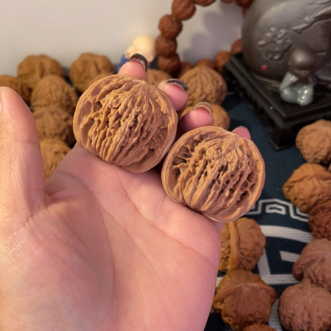 文玩核桃吊坠归*.聚宝盆43