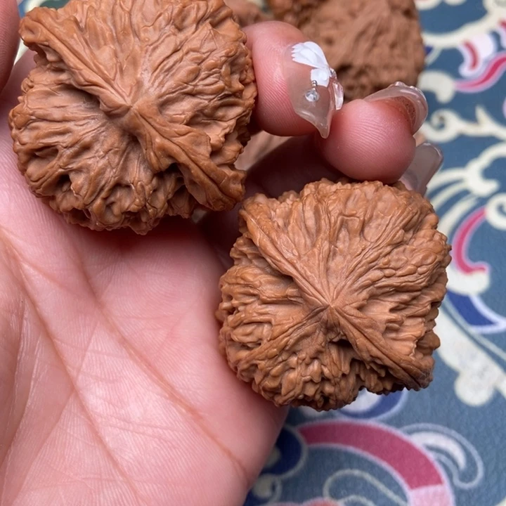 文玩核桃把件知南疆