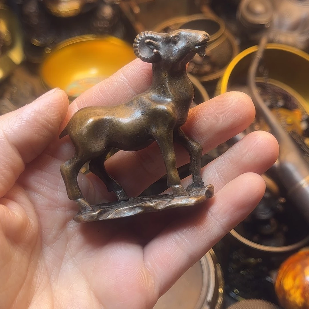 精美铜器工艺品等
