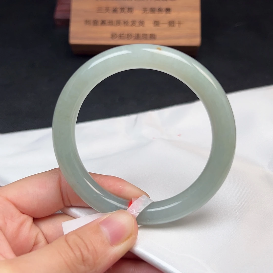 翡翠未镶嵌手镯z11-1