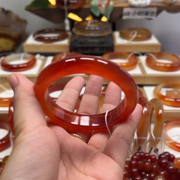 手镯玛瑙/玉髓未镶嵌