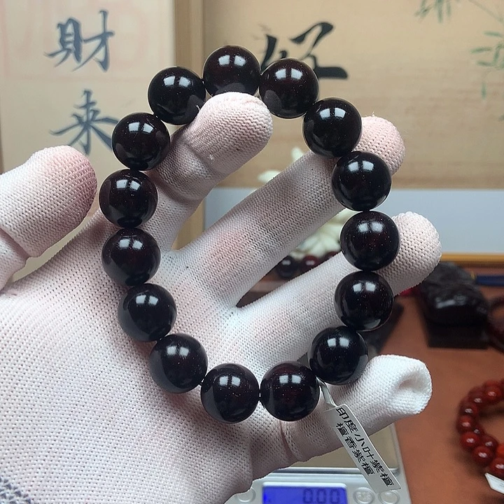 小****檀香紫檀（小叶紫檀）