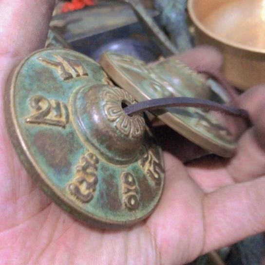 大***泉闪电购铜摆件工艺品