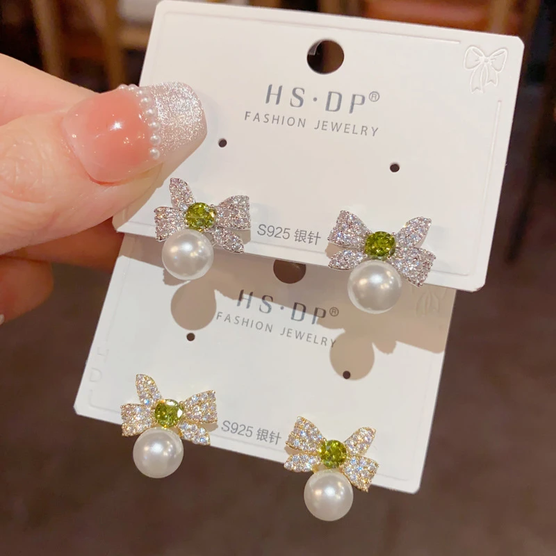 黄铜锆石耳饰 轻奢时尚高级感微镶锆石蝴蝶结珍珠耳钉s925银针精