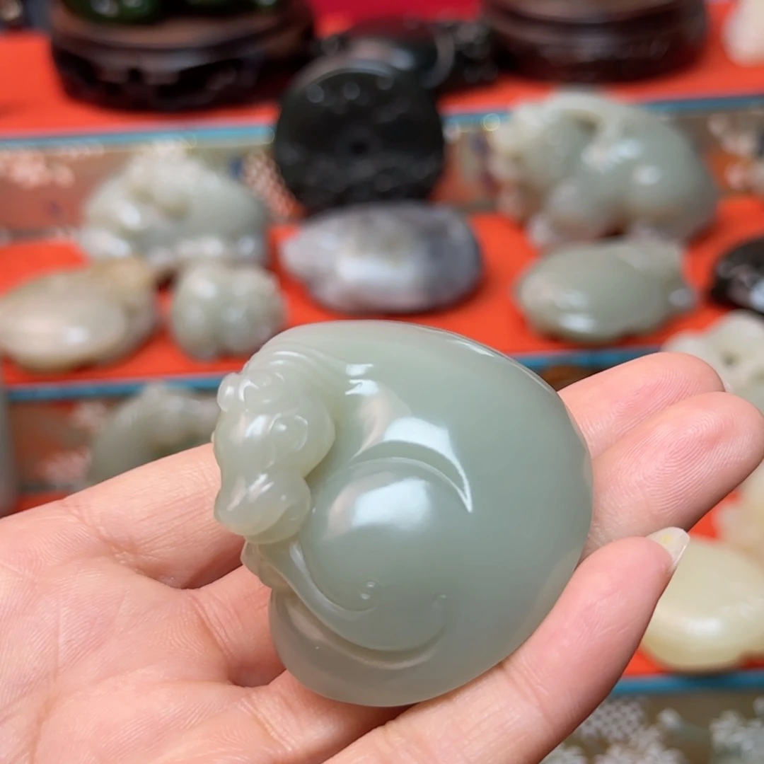 未镶嵌和田玉挂件