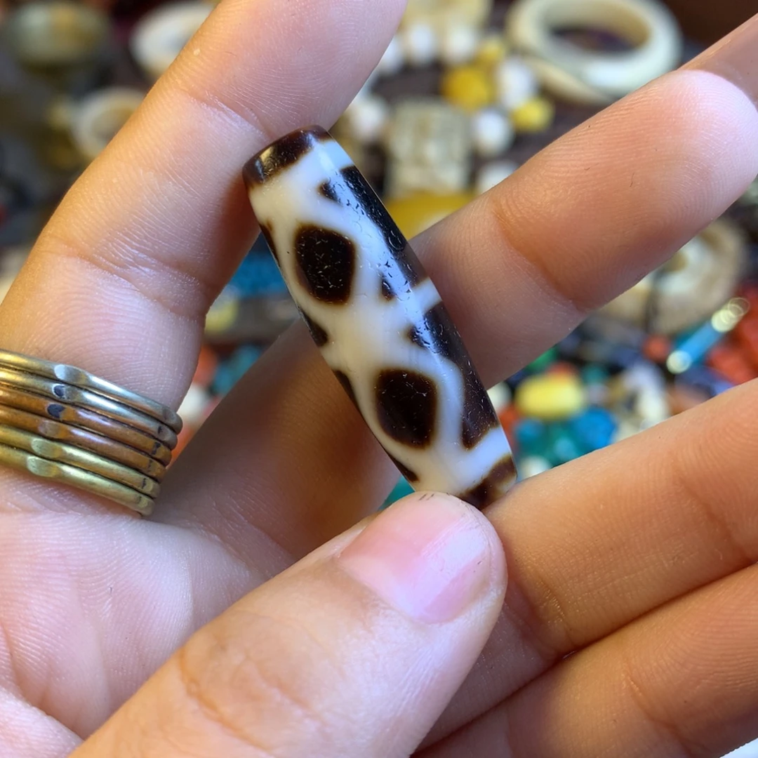 溪***品柏香籽/百香籽吊坠…………………………