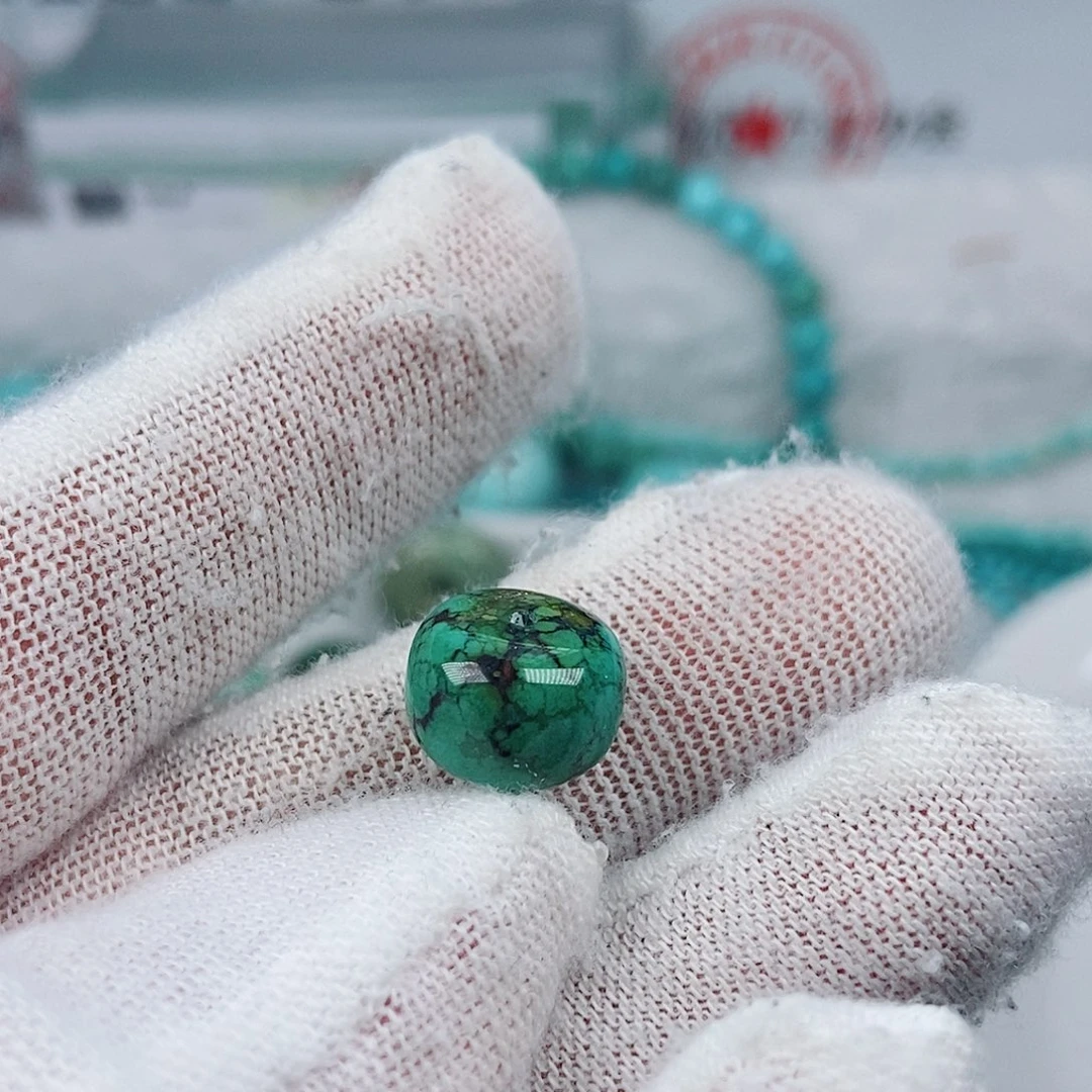 江***王绿松石未镶嵌珠宝奇石