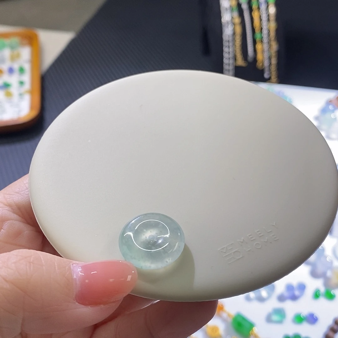 翡翠把件未镶嵌平安扣