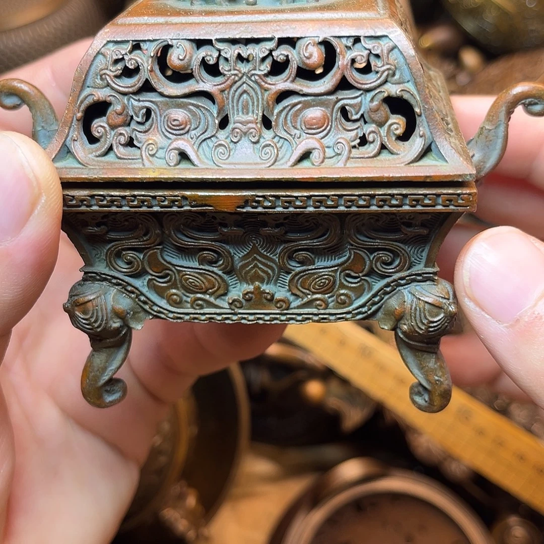 精美铜器工艺品等
