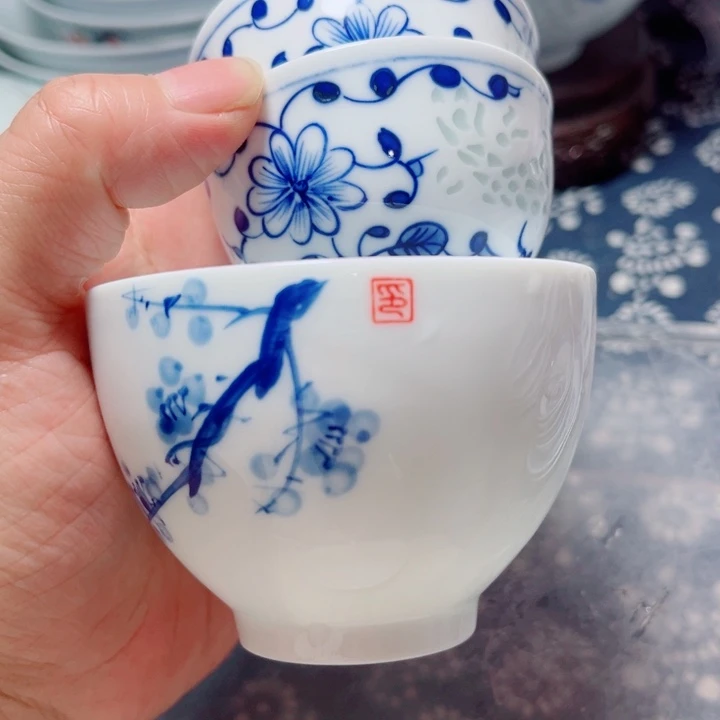 青花玲珑鱼雕刻小杯2个手绘梅花小杯1个勿*