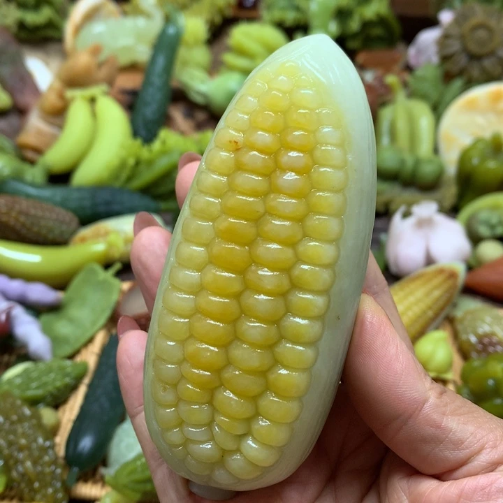 未镶嵌蛇纹石玉摆件