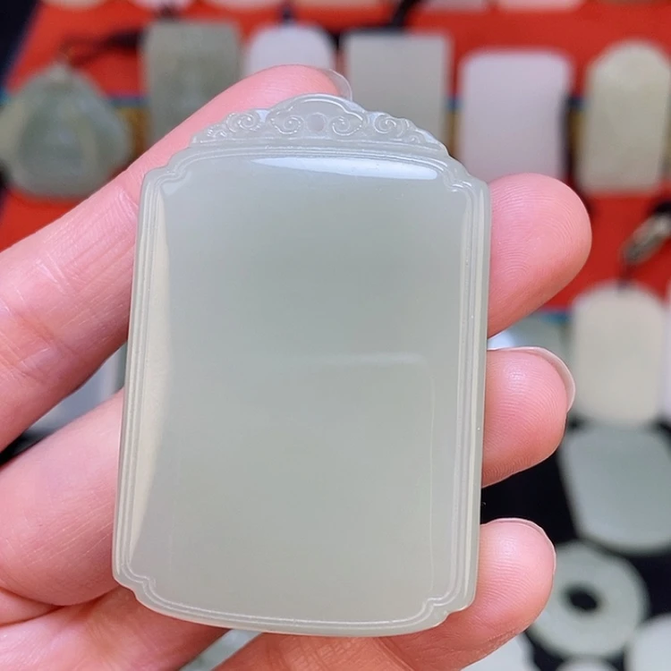 【闪购商品】颈饰未镶嵌和田玉