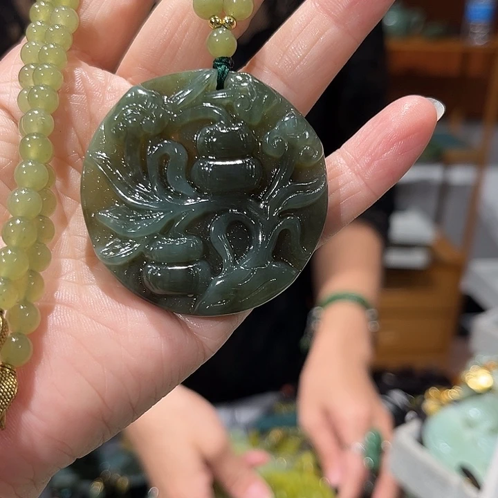 未镶嵌岫玉毛衣链