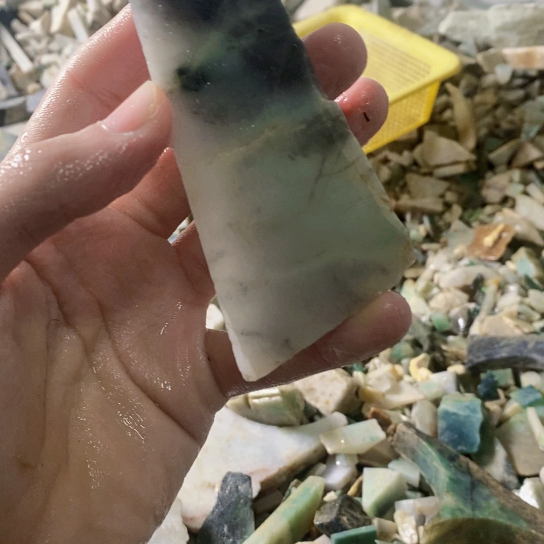 翡翠未镶嵌颈饰天然翡翠