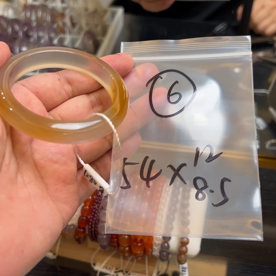 未镶嵌玛瑙/玉髓珠宝半成品