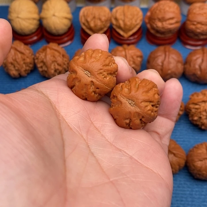 把件文玩核桃小粗筋