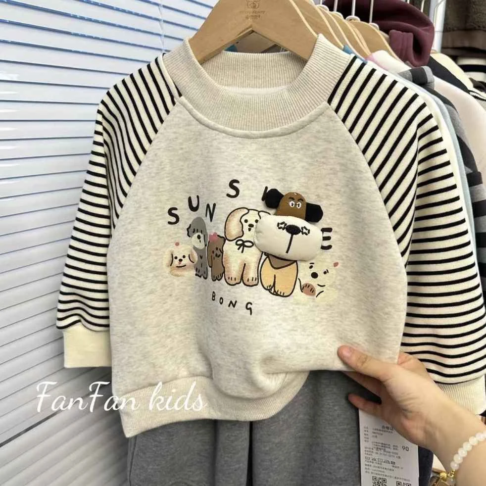 儿童新款立体卡通图案圆领卫衣秋冬装男童条纹拼接加绒套头衫上衣