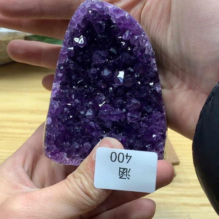 紫晶乌拉圭未镶嵌