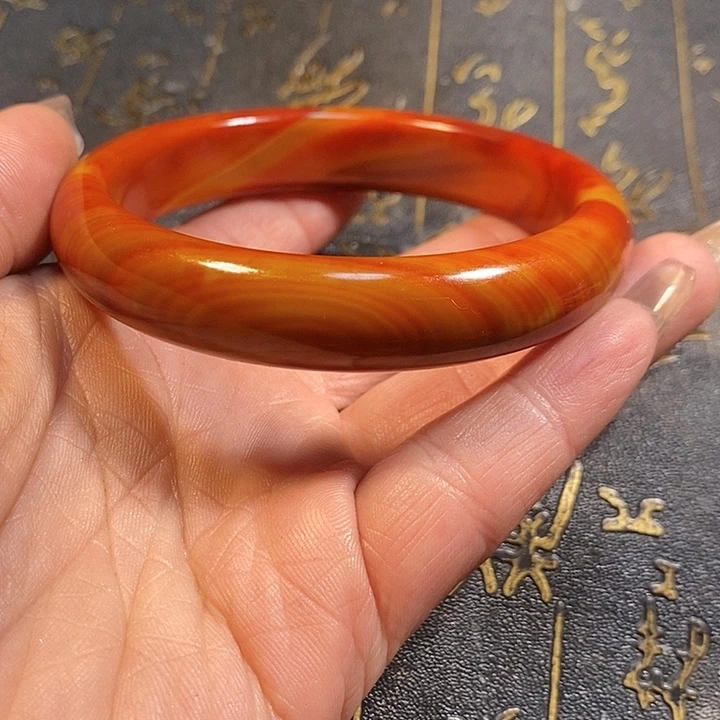 玛瑙/玉髓手镯未镶嵌塞*人