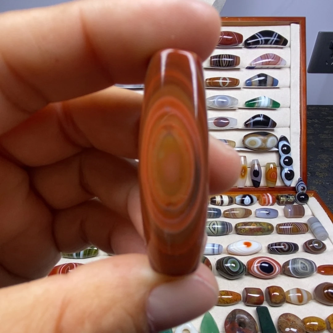 未镶嵌玛瑙/玉髓珠宝奇石