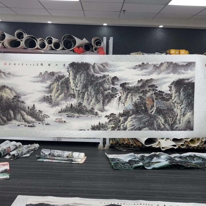 字画等多种形式的艺术作品和