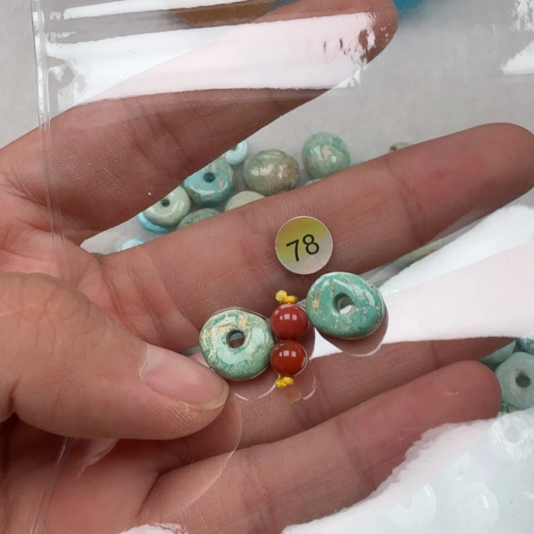 南红玛瑙未镶嵌珠宝奇石