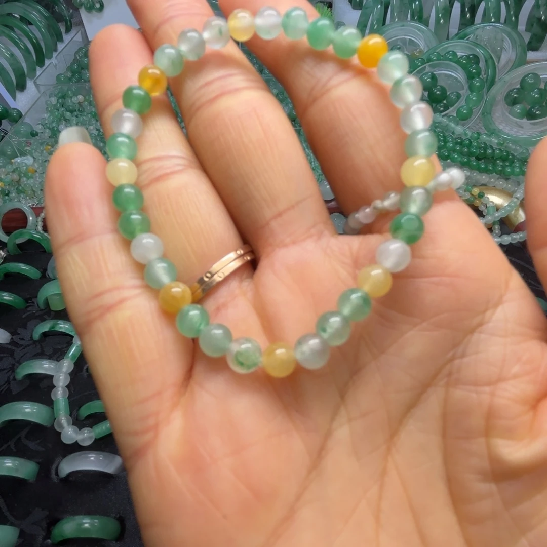 石英质玉（非洲翠）未镶嵌散珠多宝手串