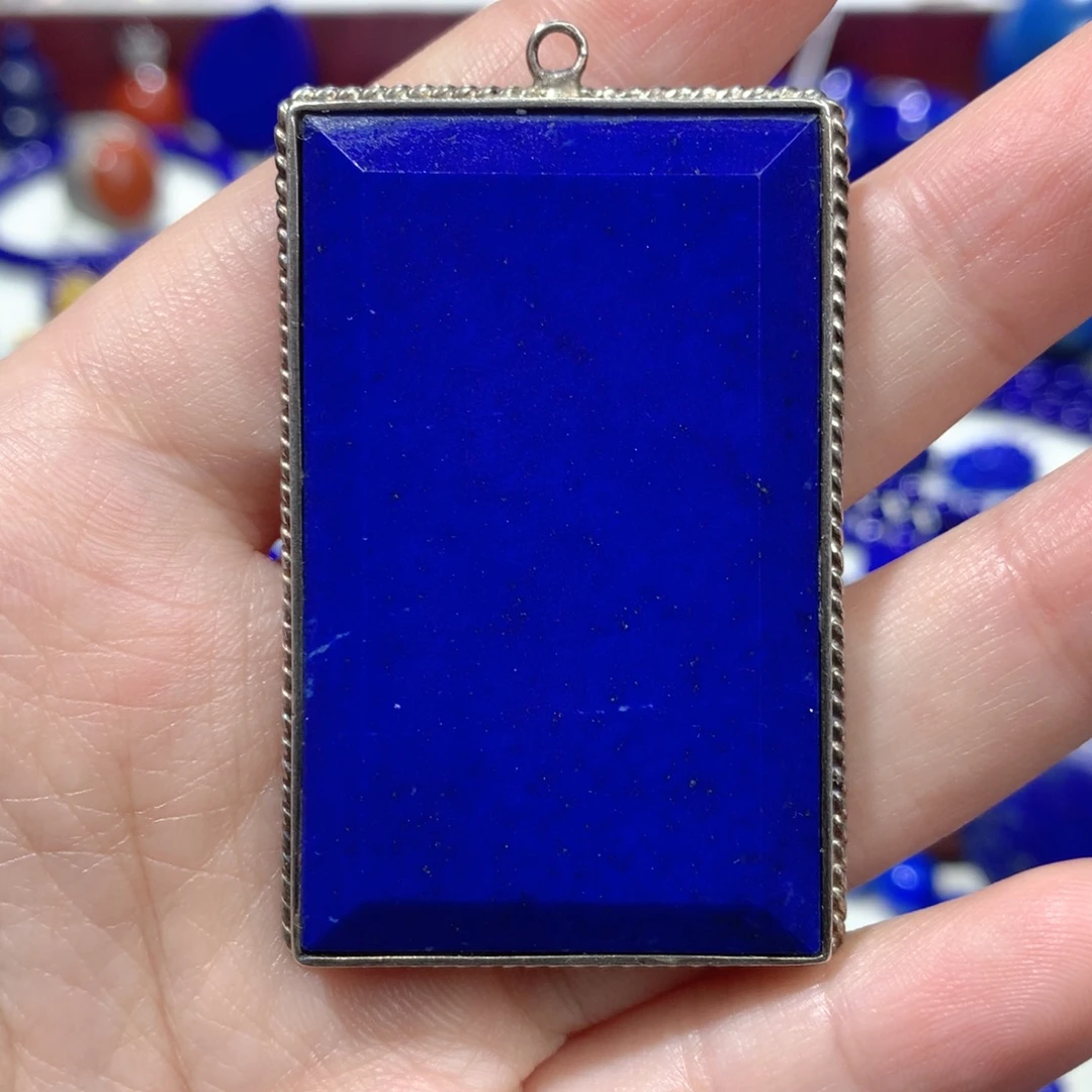 青金石未镶嵌挂件定制