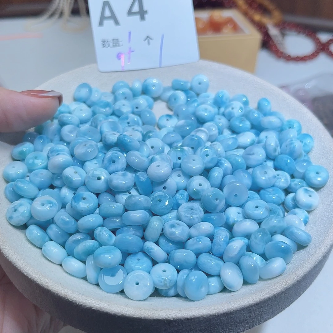 针钠钙石（海纹石）未镶嵌珠宝半成品A4。