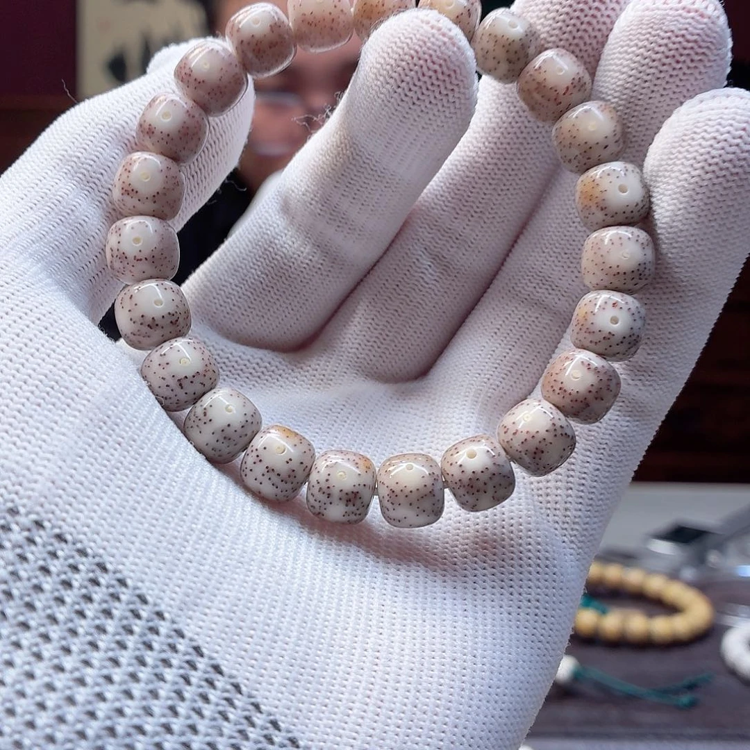 吊坠星月菩提一物一图，64号