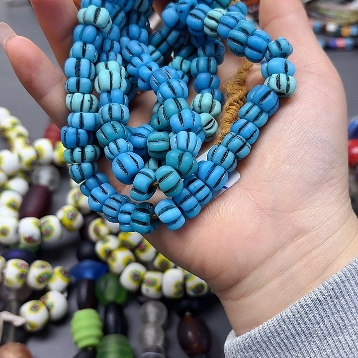 琉璃颈饰琉璃琉璃