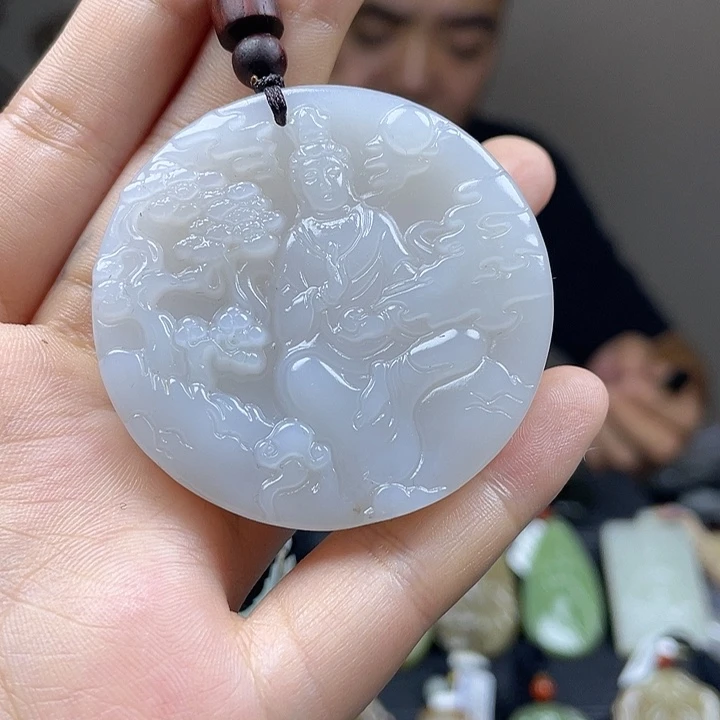 和田玉未镶嵌颈饰