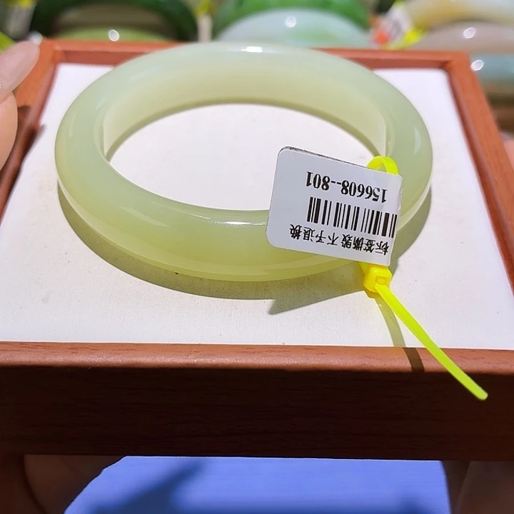 和田玉未镶嵌手镯53+