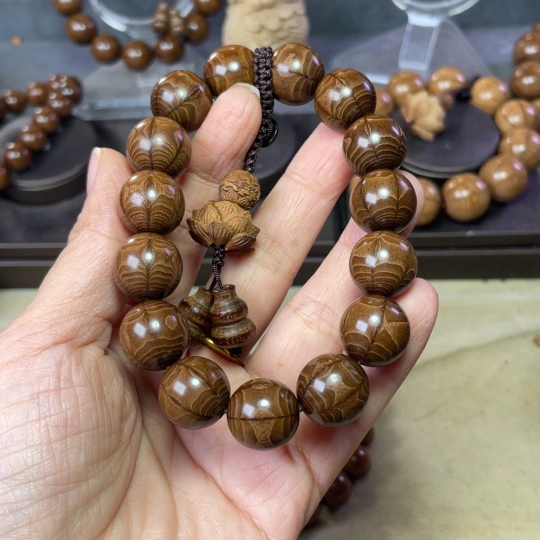 V***e手串/手链六道木1.5收藏