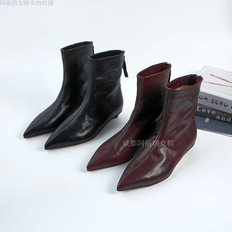 阿丽塔女鞋~3cm秋冬新款短靴尖头平跟时装靴极简风羊皮女靴