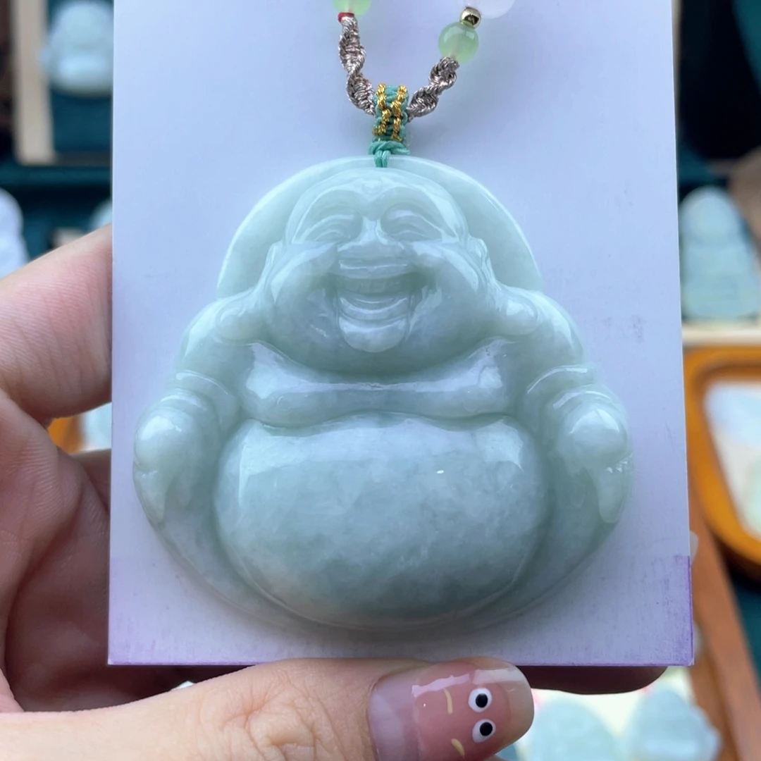 翡翠未镶嵌颈饰佛公