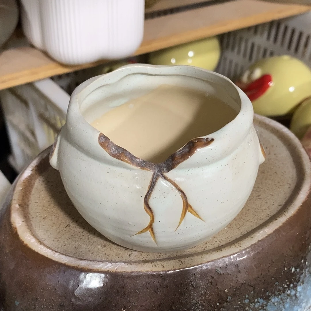 摆件陶盆有孔 瑕疵介意勿拍