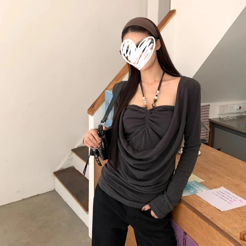 2025年秋季新款高级设计感长袖T恤修身显瘦纯欲百搭两件套女上衣