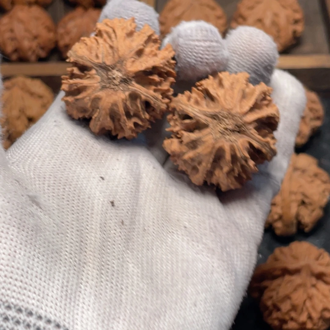 ****式吊坠桃核10秦岭灯笼野生小众