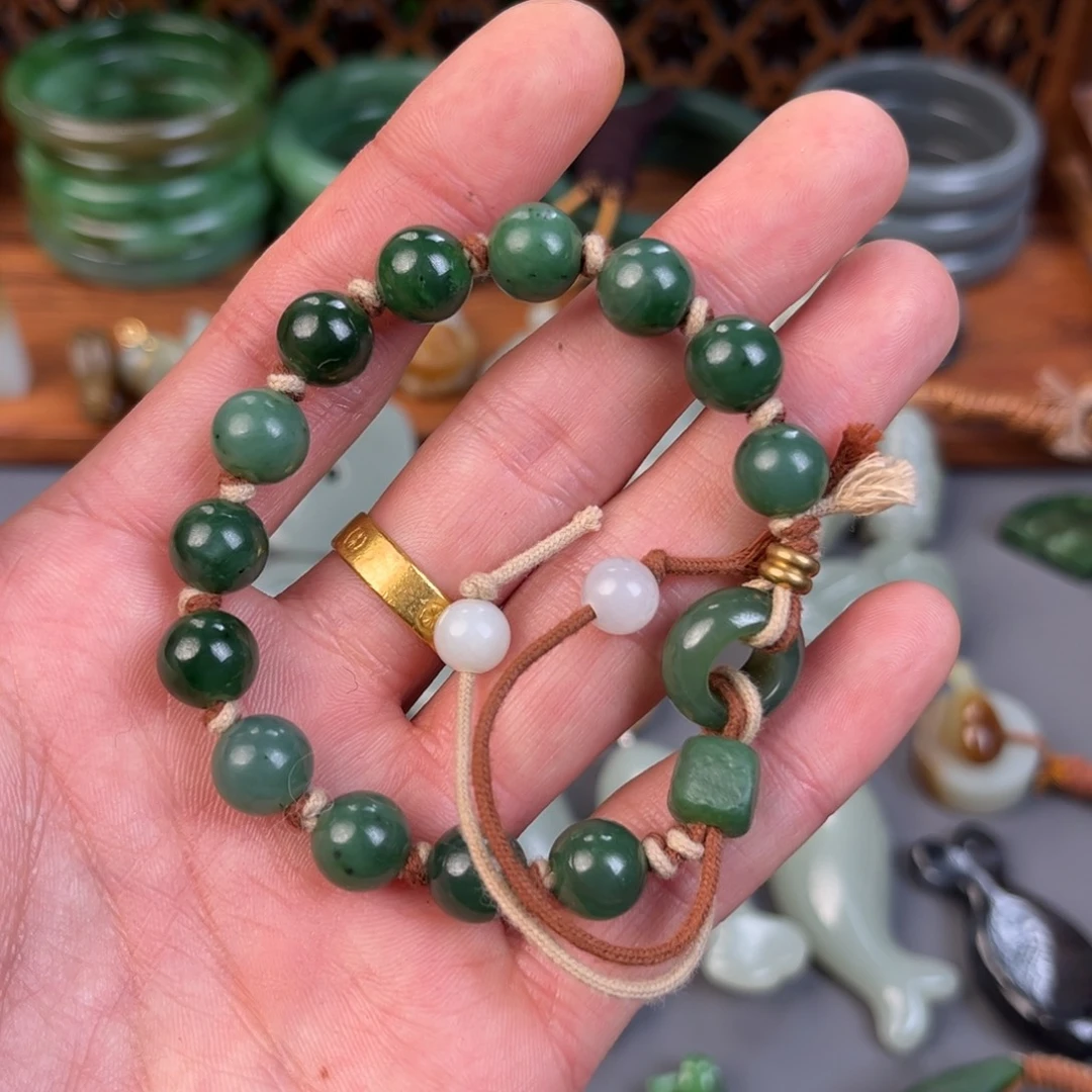 和田玉（糖玉）未镶嵌颈饰