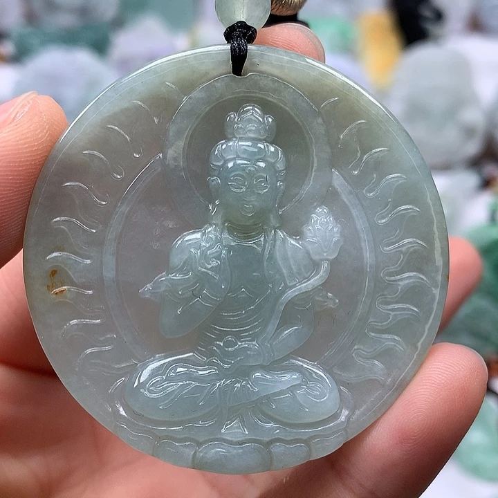 翡翠未镶嵌颈饰大势至菩萨福利