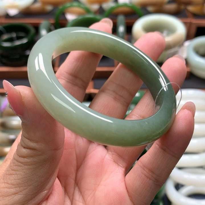 【闪购商品】未镶嵌手镯和田玉8
