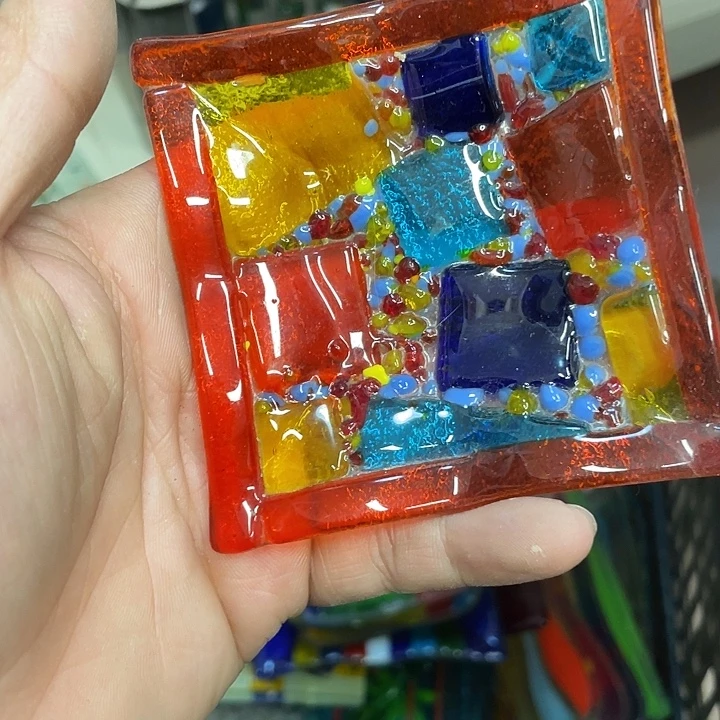 筱****琉璃琉璃琉璃琉璃微瑕