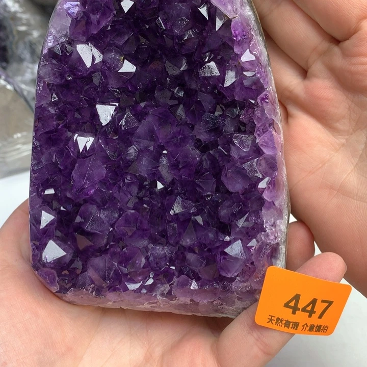 紫晶大型摆件（非配饰）未镶嵌
