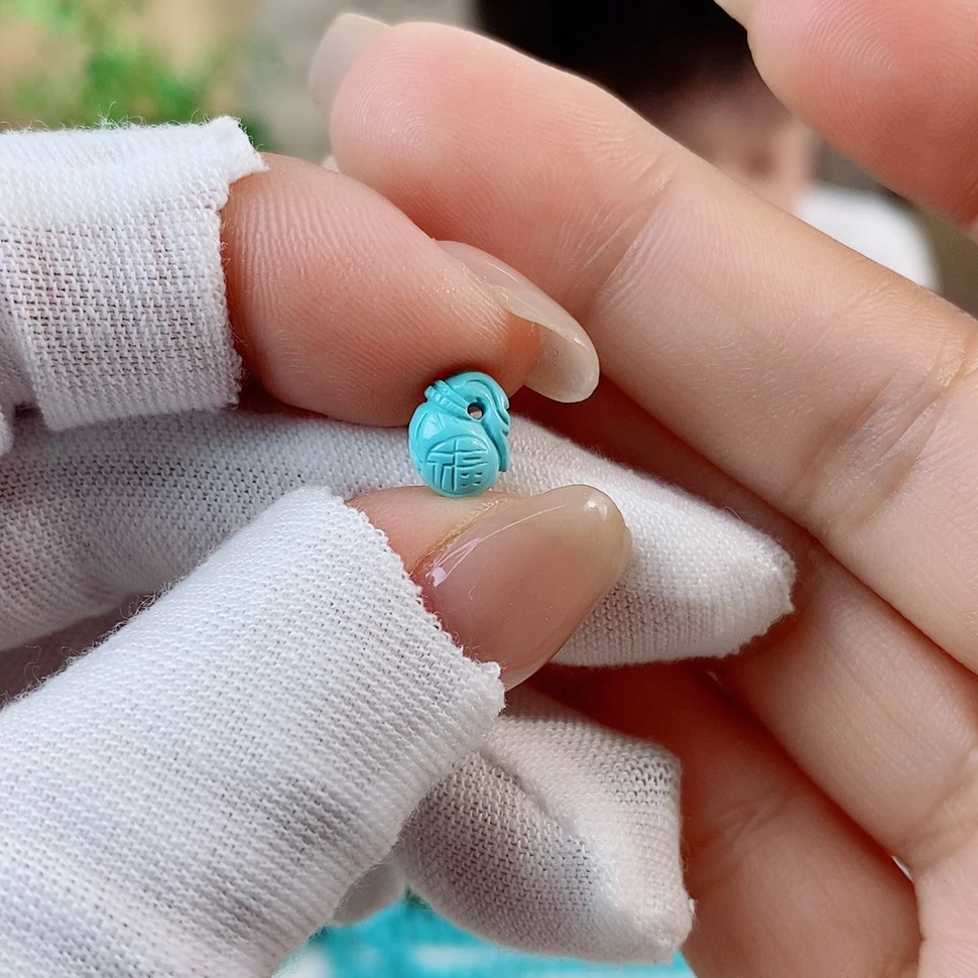 未镶嵌绿松石珠宝奇石