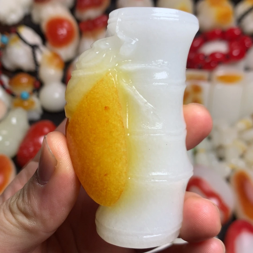 新疆戈壁石五彩石